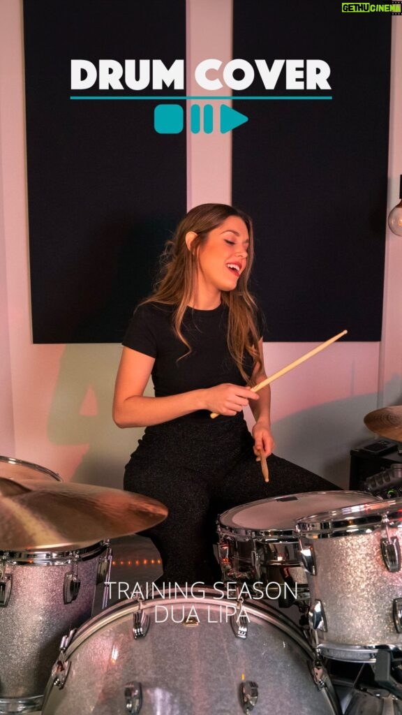 Domino Santantonio Instagram - Hitting the gym this week(end)? Or, better, practising drums? We hope Domino provided the right soundtrack for you! What do you think of her drum cover of Training Season by Dua Lipa? Let her know with a comment 💬 #dualipa #trainigseason #popmusic #top40smusic #drums #drumming #drumcover #drummer #dominosantantonio #drumbash #thomann
