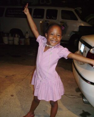 Donshea Hopkins Instagram - Happy Good Friday 🫶🏽 #FlashbackFriday ‘08 Easter ft. Auntie Keema