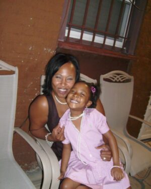 Donshea Hopkins Instagram - Happy Good Friday 🫶🏽 #FlashbackFriday ‘08 Easter ft. Auntie Keema
