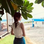 Dora Hsieh Instagram - 曬黑預告 每到這時期就是熱血開始狂曬太陽的時候 燒焦的朵拉又要回來了，不知不覺熱血要四週年啦！ 期待我們帶著大家去哪玩～請留言🩵💜🧡 內搭背心、外罩： @no.11official