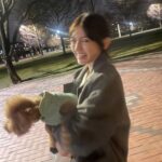 Dora Hsieh Instagram - 本週 #朵起來講 已上線 這次的首爾獨旅是我過的最最最P的旅行了 超難參考都在亂玩🤣 剛好小瑜也在韓國，就決定來聊聊在韓國的回憶 聽完就會發現我們的旅行完全是兩種風格 不管能不能參考，都很有趣啦！ 請各位聽起來❤️
