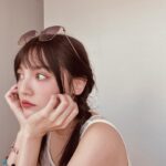 Dora Hsieh Instagram - 曬黑預告 每到這時期就是熱血開始狂曬太陽的時候 燒焦的朵拉又要回來了，不知不覺熱血要四週年啦！ 期待我們帶著大家去哪玩～請留言🩵💜🧡 內搭背心、外罩： @no.11official