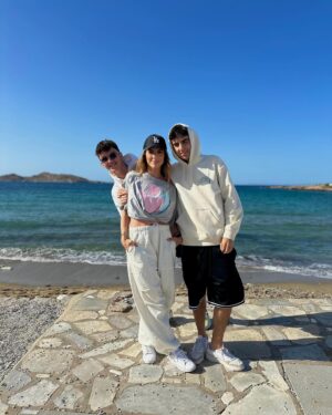 Doretta Papadimitriou Instagram - Πάσχα με οικογένεια 🙏🏻
#easter #holiday #blessed