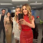 Doretta Papadimitriou Instagram - Backstage απ την φωτογράφηση μας για την παράσταση μας 🥁🥁🥁🥁 «Τότε,τώρα,πάντα»,από 14 Ιουνίου ,στο @theatroalsos . Στα stories μου ,θα βρεις κ το link για την προπώληση !!! 🌟🌟🌟🌟🌟🌟 Ανυπομονούμε!!!! #newshow #summer24 #theatre #alsos