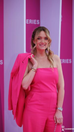 Dorothée Pousséo Instagram - Cette année j’étais invitée à @canneseries ! 

Merci @bashparis 
@maxmiller.hair à la coiffure 
@chantymilan au maquillage 

#vf #actress #canneseries #barbie #vfx
