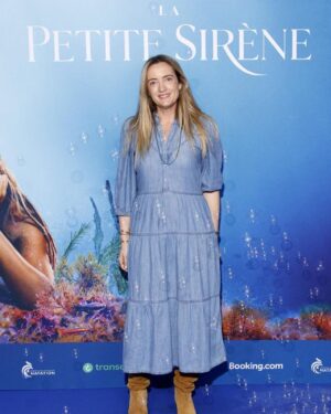 Dorothée Pousséo Instagram - Merci @disneyfr de m’accorder une fois de plus votre confiance en me confiant le rôle d’Eureka. C’est une fois de plus un merveilleux cadeau 🙏❤️ Avec une team de fou @jmvaubien_off @martinfaliu @cerisecalixte Simon Faliu Magalie Bonfils 

#lapetitesirene #littlemermaid #vf #avantpremiere #eureka #scuttle