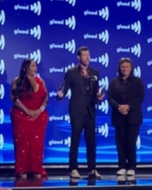 Dot-Marie Jones Instagram - @bridgettcjones  THANK YOU FOR BEING THE BEST DATE EVER AND THE LOVE OF MY LIFE!!! CONGRATULATIONS to @billyeichner @guybranum  @therealtsmadison  AND THE REST OF THE CAST AND CREW OF BROS!!!🏆🏆🏆🏆 WE WON!!! THANK YOU @glaad FOR A BEAUTIFUL NIGHT!! SO MANY TRULY WONDERFUL PEOPLE HERE TONIGHT!  LOVE YALL🏆🌈🤟🏼❤️🦋#BROS #brosthemovie 🌈🌈🌈🏆🥹❤️