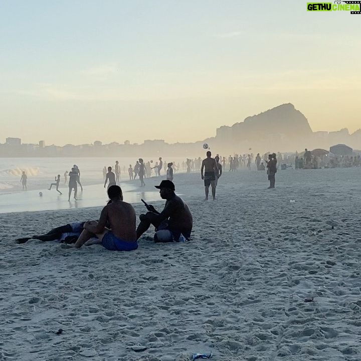 Dounia Coesens Instagram - Bye bye 🇧🇷 Merci pour ta joie de vivre, tes plages sublimes, ta samba, tes ballons de foot, tes couleurs, ta jungle verdoyante et ton soleil ☀️ !