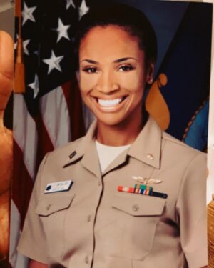 Dr. Contessa Metcalfe Instagram - Look what I found?!! Circa 2005 🇺🇸Happy Veteran’s Day! 

⚓️Women represent approximately 20% of commissioned officers in the United States military 
⚓️Black aviators make up about 2% of the Navy
⚓️Black doctors in the military- the numbers are so small I can’t find an accurate statistic 

…Less than 6% of all US physicians are black. 

To be clear- my opportunities came on the backs of black sailors and soldiers who fought (and died) so I could serve- and I am grateful for their sacrifice and thankful for their service.

#TagAVeteran 👇🏾⬇️👇🏾
#HappyVeteransDay #ProudToServe #NeverForget #Patriotic #FlyNavy✈ #NavalOfficer #FlightSurgeon #NavyDoctor⚓️ #Veteran #DrContessa #HauteDoc

Dr. Rebecca Lee Crumpler was the first Black woman to earn a medical degree in the United States and I always have to show homage to her, despite the day, for making my career and my life as a black female physician in America possible 👏🏽
