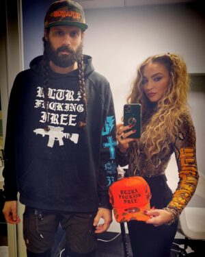 Drea de Matteo Instagram - Me n the boss at  @accesshollywood tawkin #thesopranos @ultraafree @gangstergoddessbroadcast 

#ULTRAFREE STREET WEAR DROPPING THIS WEEK 💣💣💣

ANTI BULLSHIT ⚔️

⚔️🗽⚔️