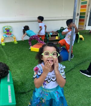 Duda Silva Instagram - 05 de outubro, o dia da princesa mais linda do mundo 🌎🥹🫶🏼
.
.
.
#sister #sis #sisters #irmã #teamo #teamoirmã #linda #bebezinha #3anos #princesa #princesadisney #madrigal #familiamadrigal #encanto #mirabel #linda