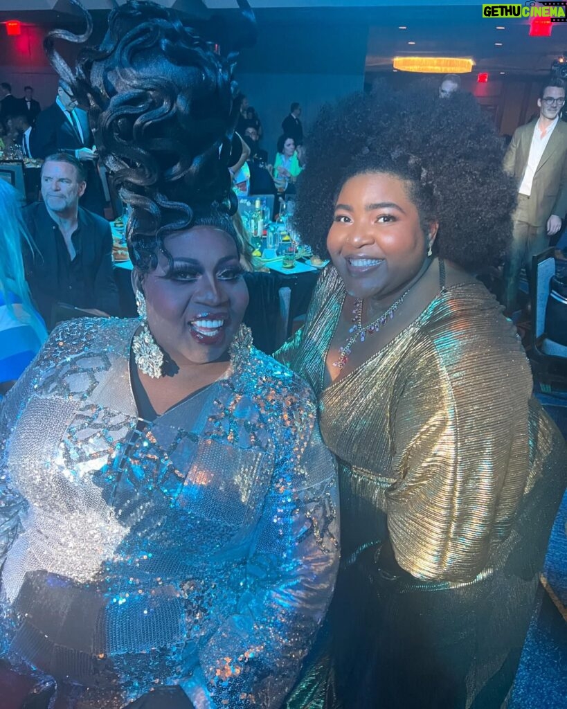 Dulcé Sloan Instagram - The @glaad media awards were a dream. My Prima @irenesmorales took EVERY PICTURE and it was needed. I saw all my favorite people and got to celebrate a community that has always celebrated me. Thank you for the love and the nomination. I lost the award to @iamjhud which is a huge honor. Dress: Liquid Gold Colla Voce dress @byvinnik Necklace & bracelet: @inc_rtw Styled by @styleethic