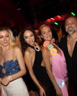 Duygu Sarişin Instagram - Planet M 🪸🎈✨ @mcmirelacerica ⚡️