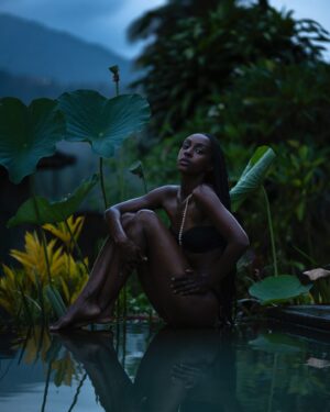 Ebony Obsidian Thumbnail - 22.9K Likes - Most Liked Instagram Photos