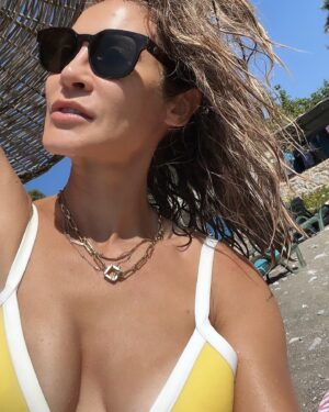 Ece Dizdar Instagram - Mine only☀️