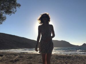 Ece Çeşmioğlu Instagram - 