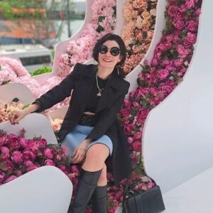 Ece Özdikici Instagram - Dumpingo