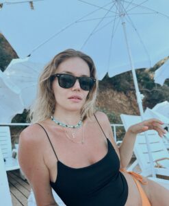 Actress Ecem Karavus HD Instagram Photos and Wallpapers October 2023