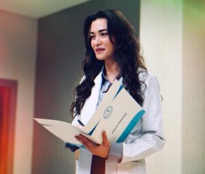 Ecem Özkaya Instagram - Rengin 🌸✨