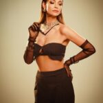 Eda Özerkan Instagram - I know what you’re doing!✨😎 Photo/ @kaan.turkerr @the.studio.zero Hair&make up/ @gokhancigeroglu Styling/ @betulcapkurr Manager/ @abdullahbulutmanagement @katicoban 🙏🏻🫶🏻🌸 #edaözerkan #edaozerkan #aniyakala #hayatandanibarettir #in #instagram #instagood #instalike #instadaily #instamood #instafashion #instalove #instadog #instacool #instaphoto #instaphotography #instatravel #instaart #instafollow #instavideo #instahair #instagamer #instabook #instajewelry #instabeauty #instalikes #instadraw Ve sonsuuuuzzzz olasılıklarım neler?🍀