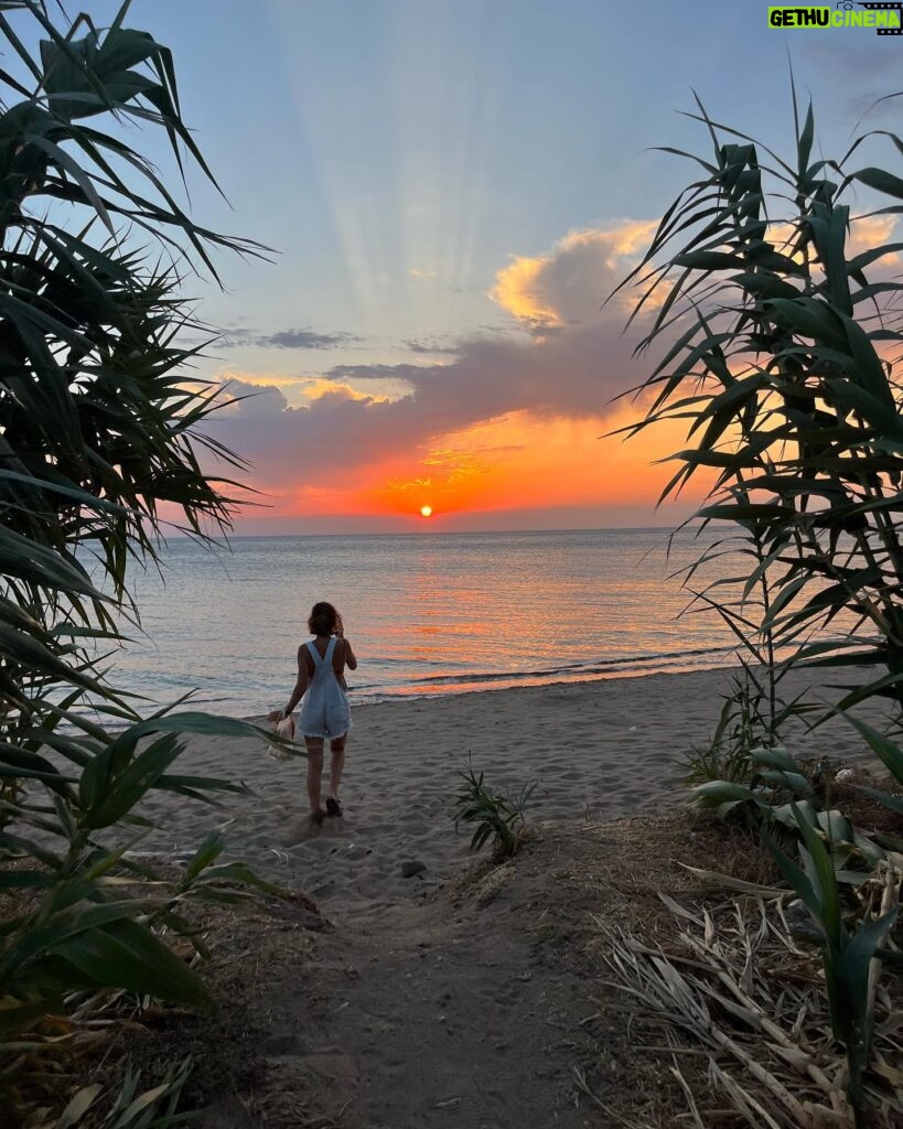 Eda Şölenci Instagram - Heidi 🌞👩🏻‍🌾