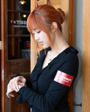 Eelyn Chan Instagram - Thanks for inviting 🕰️
Love the pink Tissot PRX🩷✨
#TISSOT #tissothk #focusforward #2024novelties
#瑞士天梭表 #swissmade #watch #swiss #switzerland
@monoonegrouppr