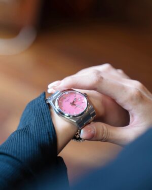 Eelyn Chan Instagram - Thanks for inviting 🕰️
Love the pink Tissot PRX🩷✨
#TISSOT #tissothk #focusforward #2024novelties
#瑞士天梭表 #swissmade #watch #swiss #switzerland
@monoonegrouppr