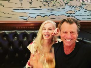Eileen Davidson Van Patten Instagram - selfies at the @palmrestaurant