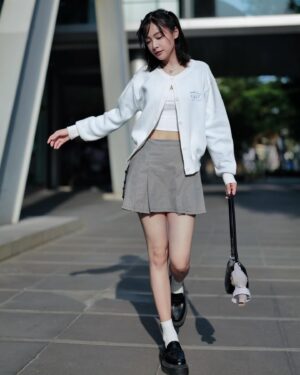 Eisaya Hosuwan Thumbnail - 3 Likes - Most Liked Instagram Photos