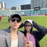 Eisaya Hosuwan Instagram - มาช้าแต่มานะะะะ🥹 พรุ่งนี้อย่าลืมทากันแดด พกแมสมากันฝุ่นกันด้วยนะคะ จะคอยส่งใจไปให้ทุกคนน้า แล้วมาสนุกกันค่าาา🙌💖 #54ปี3miracles