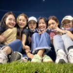 Eisaya Hosuwan Instagram - มาช้าแต่มานะะะะ🥹 พรุ่งนี้อย่าลืมทากันแดด พกแมสมากันฝุ่นกันด้วยนะคะ จะคอยส่งใจไปให้ทุกคนน้า แล้วมาสนุกกันค่าาา🙌💖 #54ปี3miracles