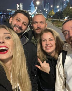 Ekaterina Morgunova Instagram - Прекрасная ночная Москва в прекрасной компании..) #здесьневсе #командочка #такаямосквамненравится #городъпятигорскъ