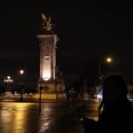 Elísabet Benavent Instagram - Mis últimas fotos con el pelo verde. Últimos días en París. Paseos, Jules Verne, tiendas, suelos y un codo roto. Vuelta a Madrid y la paz del hogar que se intensifica un domingo por la tarde.