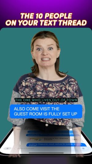 Elaine Carroll Instagram - the 10 people in your text chain 📱
.
#comedy #funny #grouptext #friendship #relatable