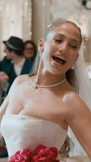 Elaine Goldsmith-Thomas Instagram - The girl likes a wedding…or three!!!!#cantgetenough single drops WEDNESDAY JAN 10th.  Cannot wait for you to hear all the songs on #thisismenow.  STAY TUNED #jloversfamily