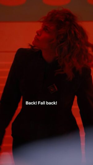 Elaine Goldsmith-Thomas Instagram - ATLAS new sneak peek clip… just for you! One week!!!! @netflix