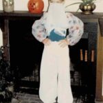 Elaine Hendrix Instagram – I have always loved Halloween & dressing up for it. Traditionally I make my costumes just to be creative & have fun. Can’t wait to see yours. Be safe out there y’all! 🎃💀🤠👹👻🤡🥸👽😈🐺

#halloween #happyhalloween #dressup #costumes #mondaymemories #memorymonday