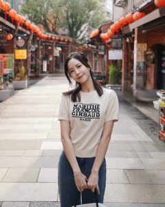 Elaine Ho Instagram - 今天28歲（> ᴗ < ）