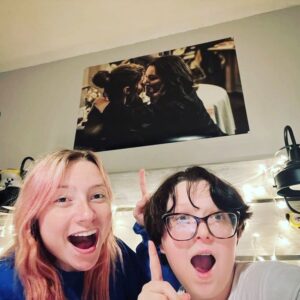 Eleanor Matsuura Instagram - Moments in between, closing this chapter and the best most sweetest fans in the world ♥️
@amctalkingdead @amcthewalkingdead