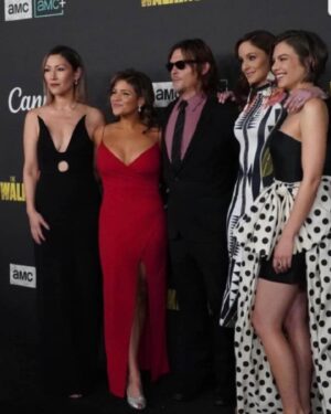 Eleanor Matsuura Instagram - And that’s that 📸 @amcthewalkingdead