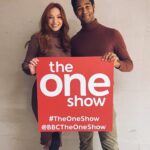 Eleanor Tomlinson Instagram – Thank you for having me @bbctheoneshow 

A treat to talk about The Couple Next Door and share the sofa with such icons 🖤

@sharonosbourne @vernonkay #alfredenoch 

• Styled by @rebeccacorbinmurray in @hermes 
• Makeup by @justinejenkins 
• Hair by @lukepluckrose 
• Nails by @lwbeautyart 
• @vrwpublicity 

The Couple Next Door • @channel4