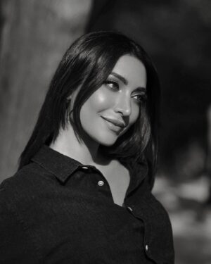 Elena Pieridou Instagram - Grateful for small things, big things and everything in between. @kleonikipanagiotopoulou