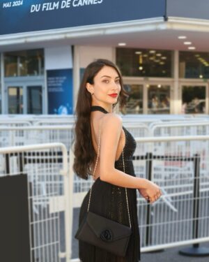 Elena Pieridou Instagram - Au revoir Cannes ❤️ what a dream!
Thank you @vasiliseleutheriou @nabalta and @anna.anemomilou and everyone who made it happen ✨