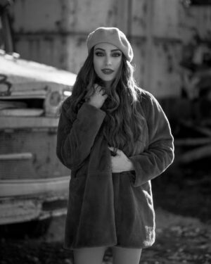 Elena Pieridou Instagram - Captured on a cold day.
@kleonikipanagiotopoulou