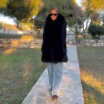 Elena Asimakopoulou Instagram - ❄️GIVEAWAY❄️ Έλα κορίτσια το Giveaway που περιμένατε μόλις ανέβηκε!!!Αξίας 500€!!! Follow @evi_aroni @dejardinbyeviaroni Μόνο follow κορίτσια μου θα κάνετε και τίποτα άλλο!!!🎁🎁🎁🎁🎁🎁🎁🎁 #giveaway #giveawaybyeviaroni #eviaroni