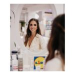 Elena Furiase Instagram - Ayer dimos el pistoletazo de salida, pero hace meses que empezamos a prepararlo. Estoy contenta de anunciaros este nuevo proyecto. La ilusión de compartir con vosotr@s, pero sobre todo con vosotras, todo lo que propone la marca “Cien”. Espero que os divierta y os ayude todo lo que voy a ir mostrando y que me acompañéis, como siempre, en esta nueva iniciativa como embajadora. ✨ ———————————————————— Mientras tanto os espero cada tarde en 🎬 “Mía es la venganza” para haceros “sufrir 😅” un poquito más. Gracias por el cariño. 💪🏽seguimos en el camino.