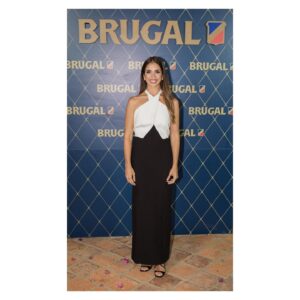 Elena Furiase Instagram - La bonita noche de anoche ✨
*******************************
@diorbeauty 
@veronica__ruz 
@capelliercapellier 
@theiqcollection ⭐️ 
@marinagarciajoyas 
@jimmychoo