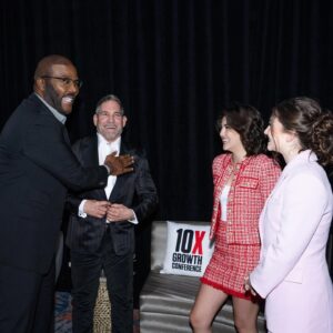 Elena Lyons Instagram - This is family business. 

#10XGrowthCon