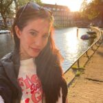 Eleni Vaitsou Instagram - Σας ευχαριστώ πολύ για τις όμορφες ευχές σας! ❤️