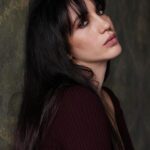 Eleni Vaitsou Instagram - 𝖨𝗇 𝖺 𝗐𝗈𝗋𝗅𝖽 𝖿𝗎𝗅𝗅 𝗈𝖿 𝗇𝗈𝗂𝗌𝖾, 𝖨’𝗆 𝗃𝗎𝗌𝗍 𝗆𝖾. 📸@elenpav